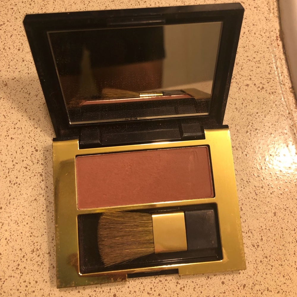 Estée Lauder blush